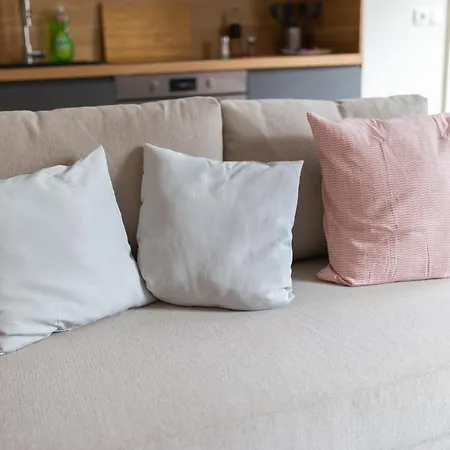 Fullhouse - - F45 - Smarttv - Nespresso