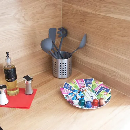 Fullhouse - - F45 - Smarttv - Nespresso Appartement *