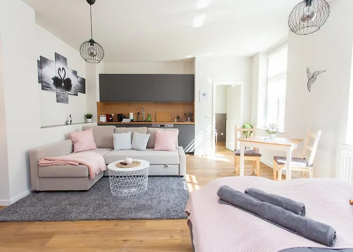 Fullhouse - - F45 - Smarttv - Nespresso